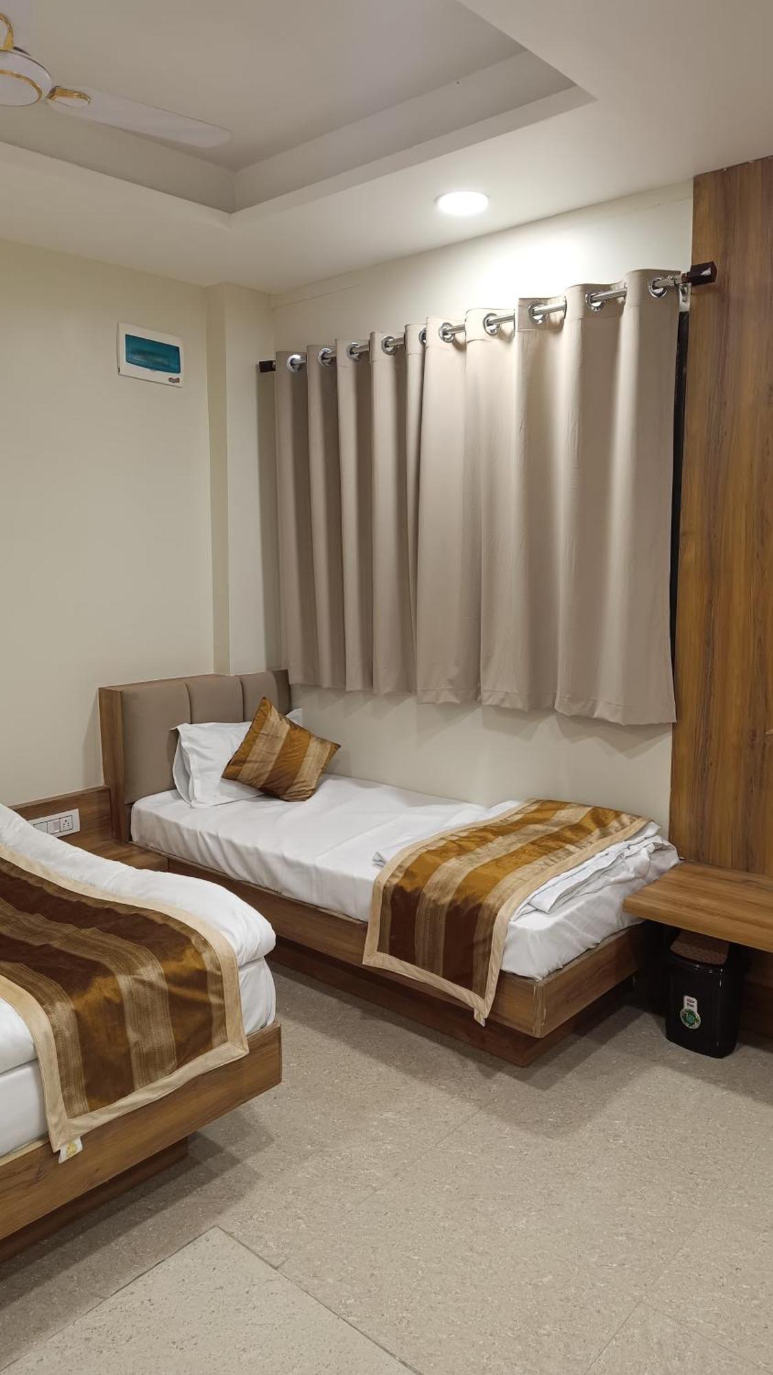 Shree Shyamraj Hotel Udždžain Exteriér fotografie