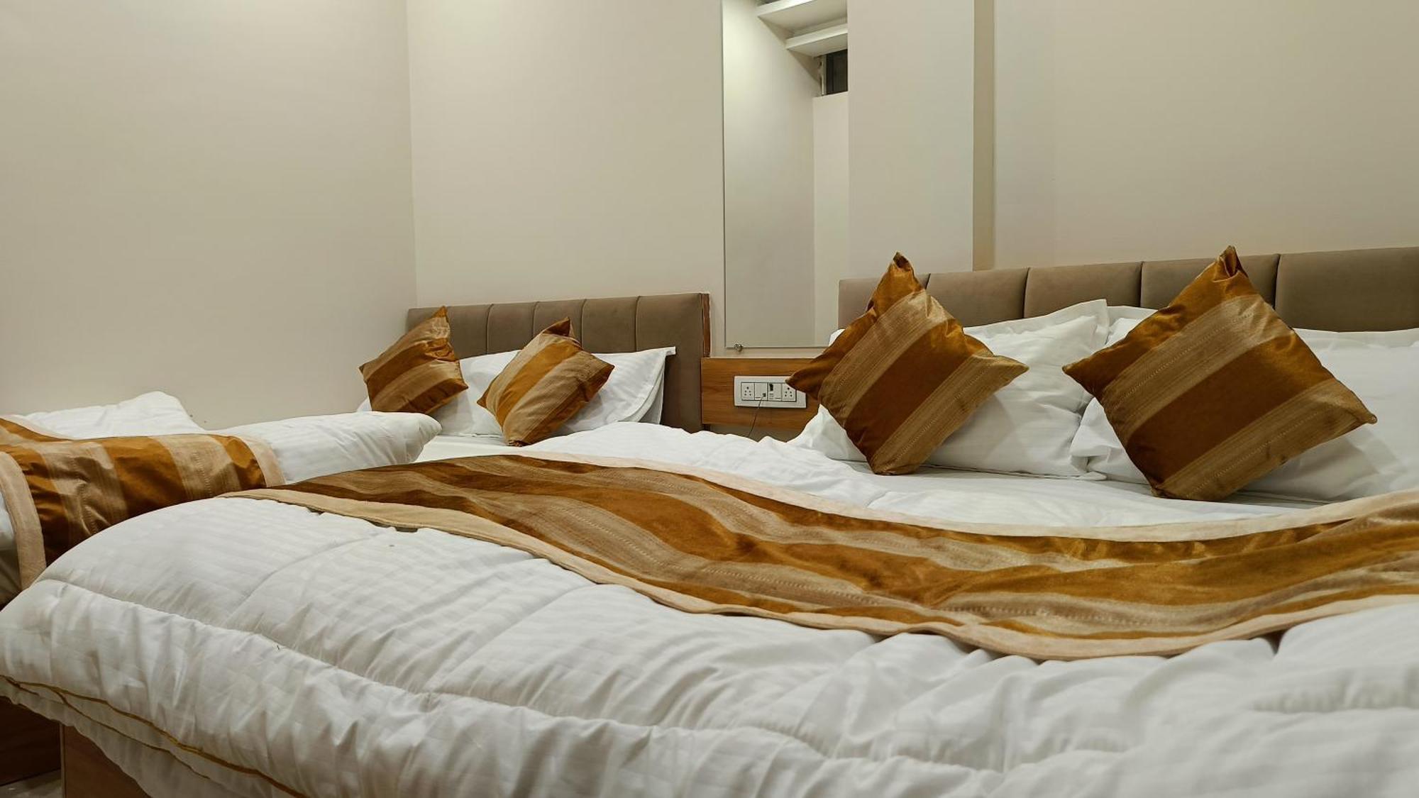 Shree Shyamraj Hotel Udždžain Exteriér fotografie