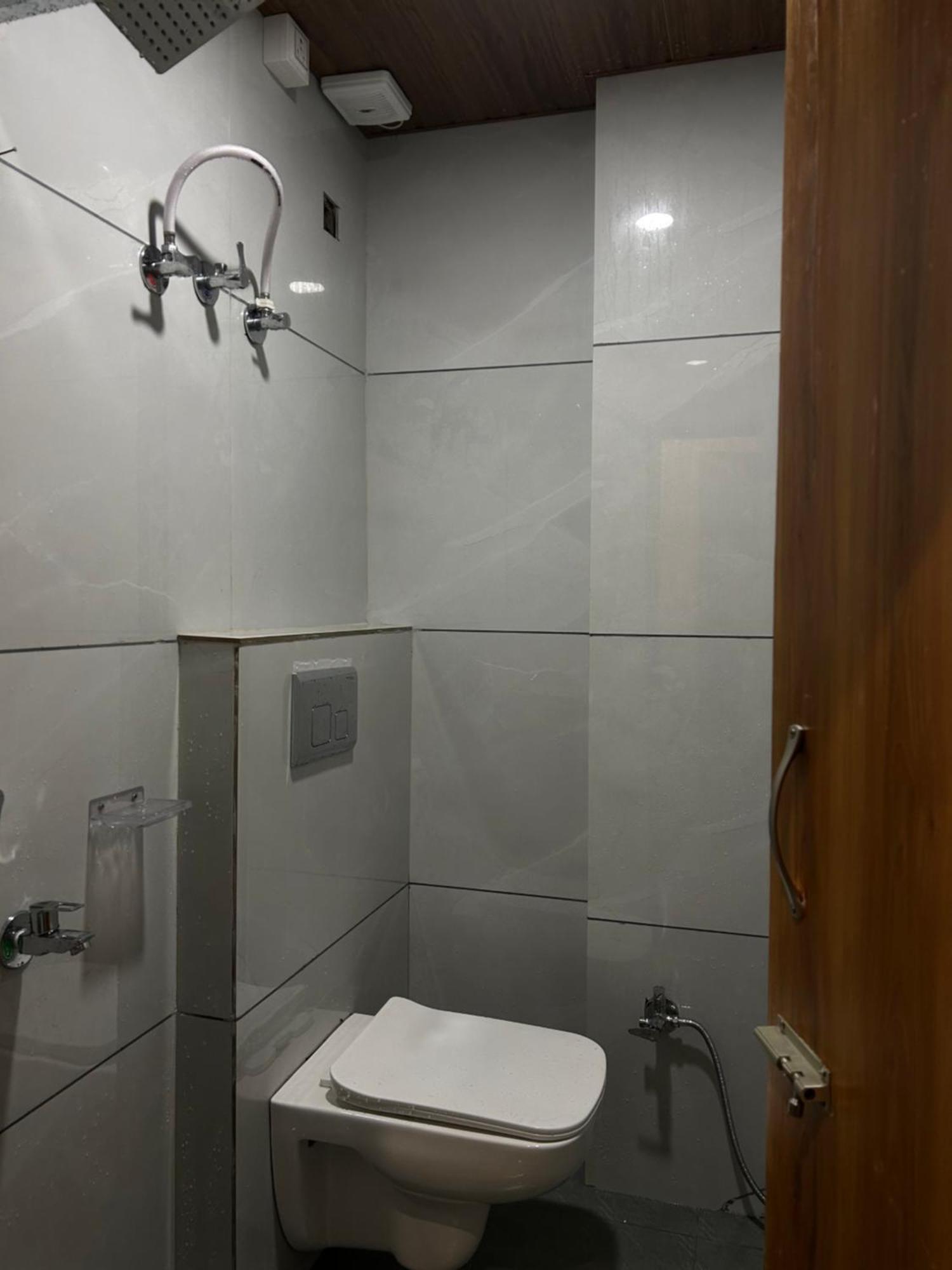 Shree Shyamraj Hotel Udždžain Exteriér fotografie