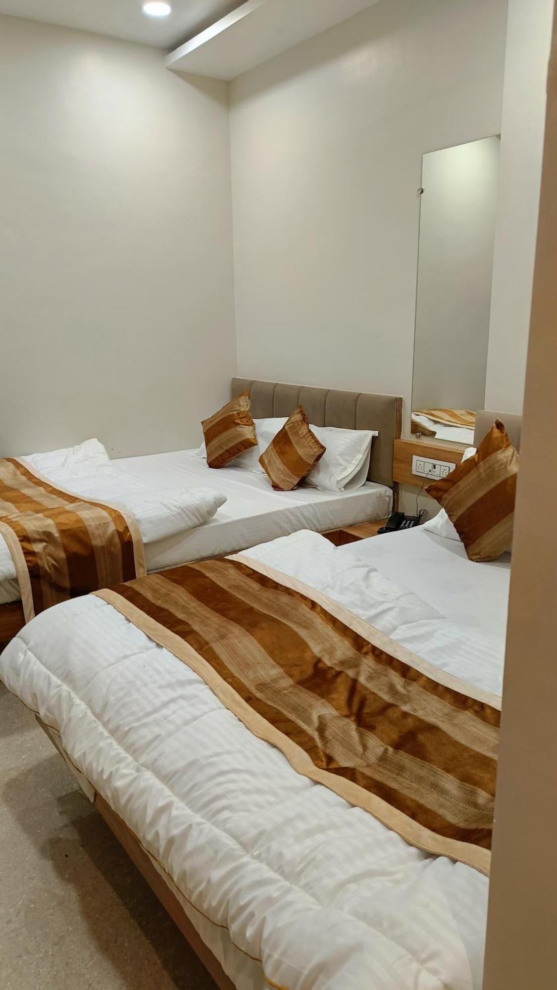 Shree Shyamraj Hotel Udždžain Exteriér fotografie